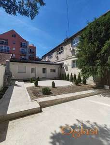 Odmah useljiva garsonjera, 390e sa svim troskovima