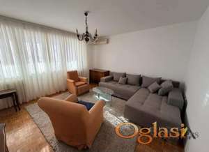  KOMFORAN DVOSOBAN STAN NA LIMANU 4