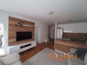 Moderan, porodicni stan