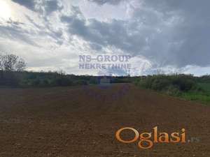 Odličan građevinski plac na Karagači