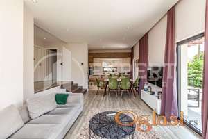 Novoizgrađena, luksuzna  kuća  na  Panteleju, 175 m2,  dvorište  550 m2