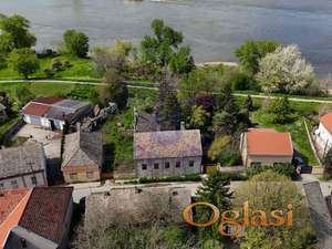 Sremka Kamenica - Prizemna kuća - 8a placa