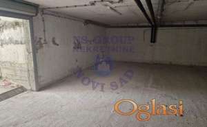 Odlican garaza na Grbavici