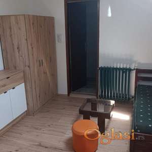 Namešten stan na Socijalnom, površine 37 m².