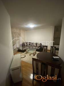 Izdaje se stan na Panteleju!