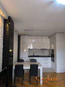 Rađen po meri ODLIČAN 2.0 STAN NA PRODAJU - 42m2-Bulevar Evrope