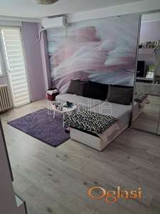 NOVI SAD - ŽELEZNIČKA STANICA - 51.00 m2