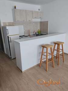 Širi-Centar (okolina Temerinske) izdaje se garsonjera 250eur!