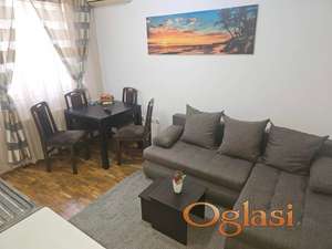 JEDNOIPOSOBAN NAMEŠTEN BLIZINA CENTRA