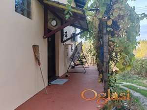 Rakovac - porodična kuća - odmah dostupno - 206000 eura