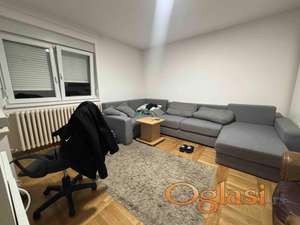 NA PRODAJU - Dvosoban stan u okolini Sajma, funkcionalan raspored 