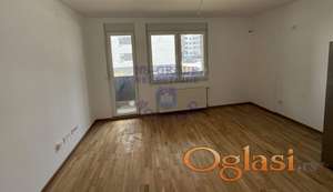 Izuzetna ponuda. Dvoiposoban stan na Avijaciji.