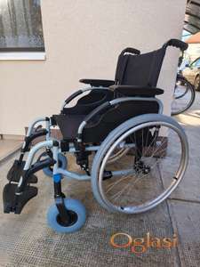 Kvalitetna invalidska kolica invacare