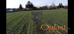 Na prodaju odličan plac u Čortanovcima.