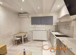 Garsonjera na Vračaru, uknjižena, odmah useljiva ID#3325