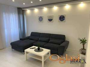 MODERNO OPREMLJEN DVOIPOSOBAN STAN - STANICA 