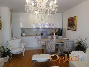 Fantastičan trosoban stan sa pogledom na ceo grad!