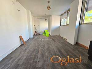 Poslovni prostor na Crvenom pevcu ID#7911