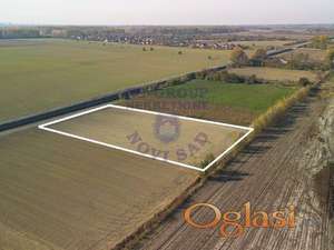 Odličan plac 4722m2, Kać