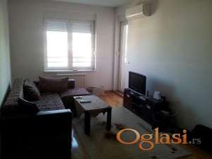 Trosoban stan sa garažom – Lion, Đevđelijska ulica – 750€ (direktno od vlasnika)