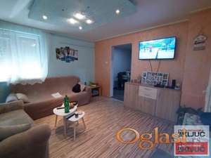 KOD NAJLON PIJACE, 52m2, Troiposoban, Funkcionalan