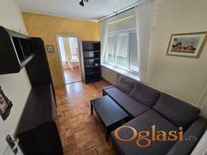 Novi Sad - Centar - Stevana Milovanova - dvosoban stan - nije pet friendly - odmah useljivo - 400 eura