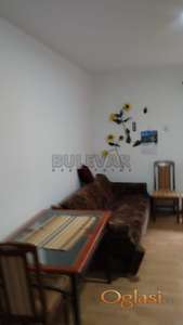 Izdaje se stan kod Crvenog Pevca, 40m2