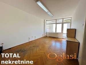 STAN - NOVI SAD - BULEVAR - 46m2 - 143000 evra