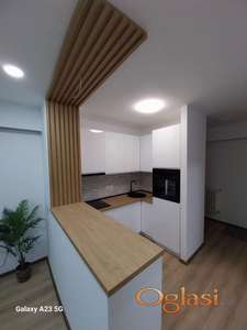 PRELEP NOV STAN NA GRBAVICI, ODMAH USELJIV