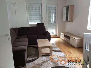  LEP DVOIPOSOBAN STAN SA PARKING MESTOM