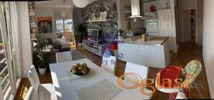 Odlican trosoban stan na Salajci!