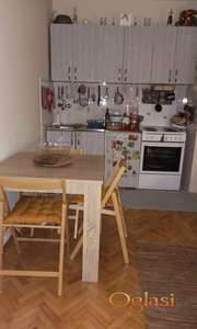 Garsonjera u centru grada, 200€, nameštena, od 1.7.