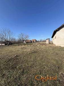 Na prodaju  kuća  u Resniku