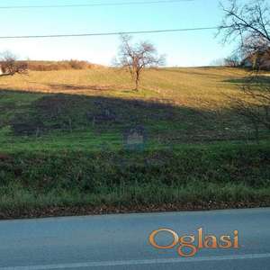 Plac u Petrovaradinu,590m2