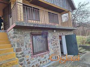 Vikendica sa pogledom na Dunav