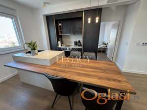 Moderno opremljen, lux novogradnja, od 01.04. ID#1224