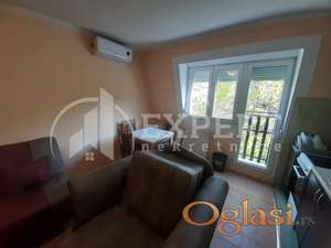 Izdaje se stan na Paliluli