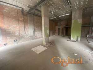 Ulični lokal - odlična lokacija!