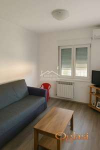 Kuća sa dvorištem, uknjižena – odlična lokacija! ID#24671