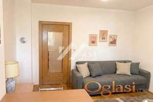 Izdaje se lepa garsonjera u Kraljevića Marka ID#6574