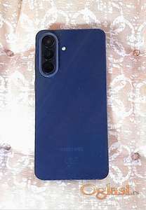 Prodajem telefon. Original kutija