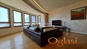 Izdavanje stanova Novi Beograd-Cetvorosoban lux stan sa 2 garazna mesta