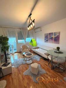 Lux jednoiposoban stan kod Medicinske škole ID#7597