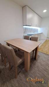  LEPO NAMEŠTEN JEDNOIPOSOBAN STAN NA NOVOM NASELJU