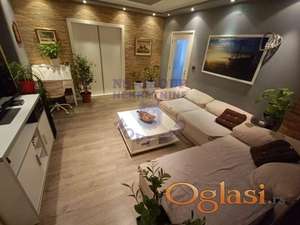 Četvorosoban stan na Novoj Detelinari