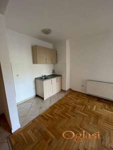 Grbavica jednoiposoban sa kuhinjskim elementima 280e!