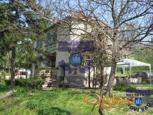 Kuca u Petrovaradinu 160m2