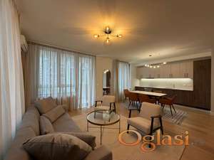 Izdajemo namešten stan sa garažom, trosoban, 82m2