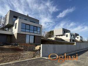 Odlična kuća u Sremskoj Kamenici