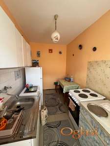 Dvosoban stan u Čelarevu, 38m2